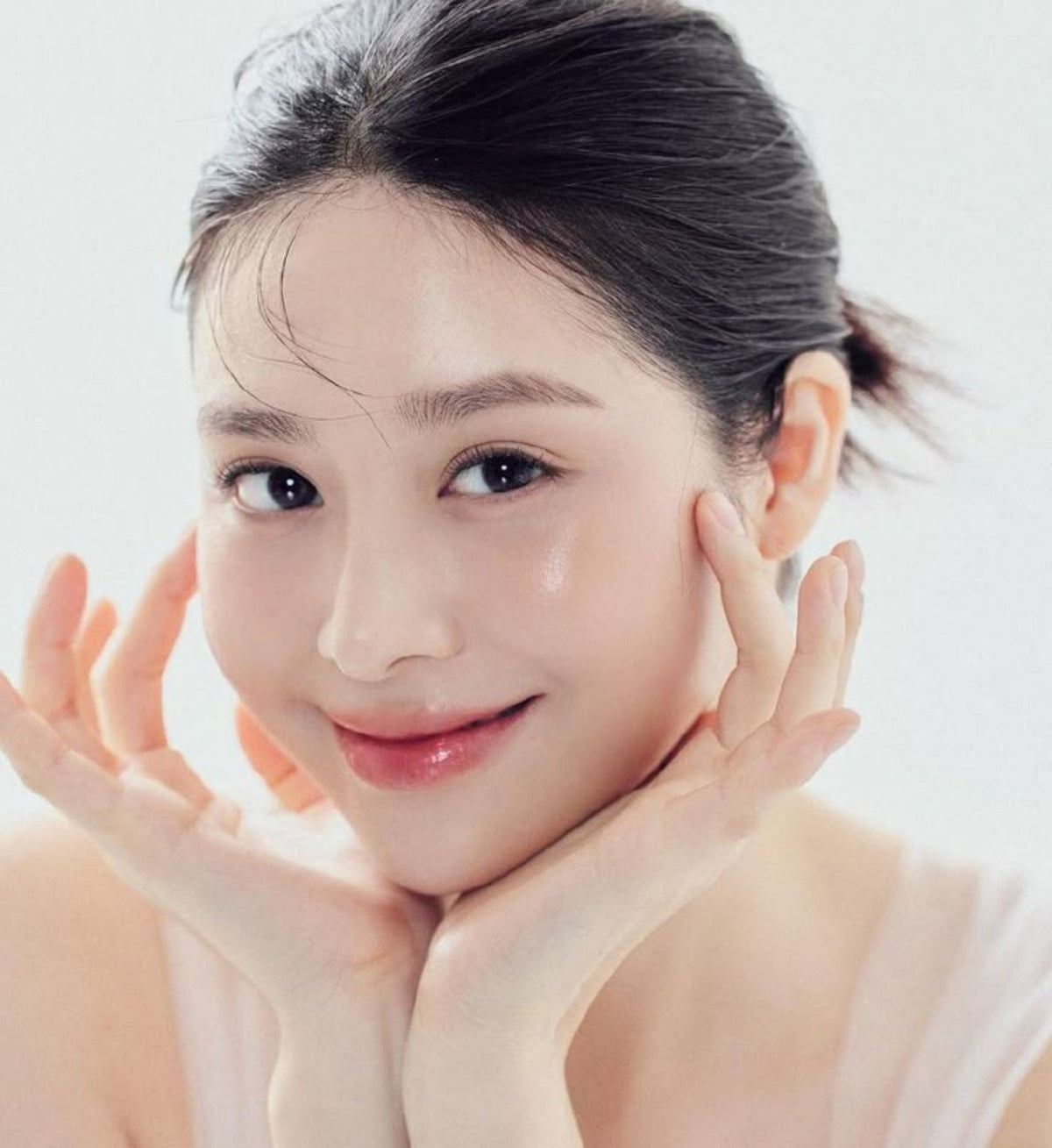 Bela MD Hydrafacial